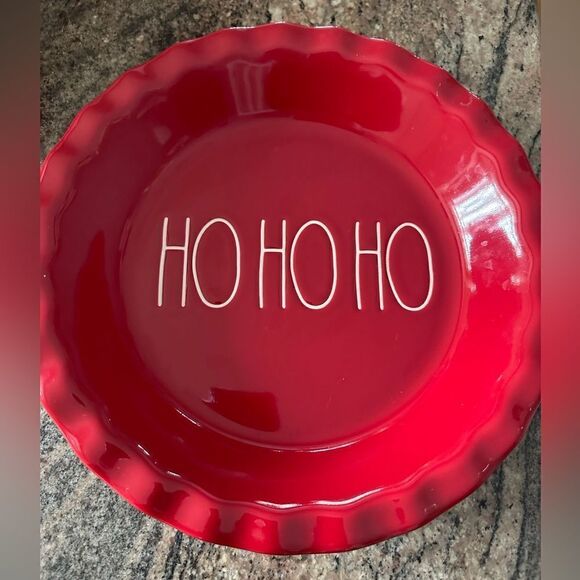 Rae Dunn ceramic Christmas pie plate ho ho ho red - Picture 3 of 5